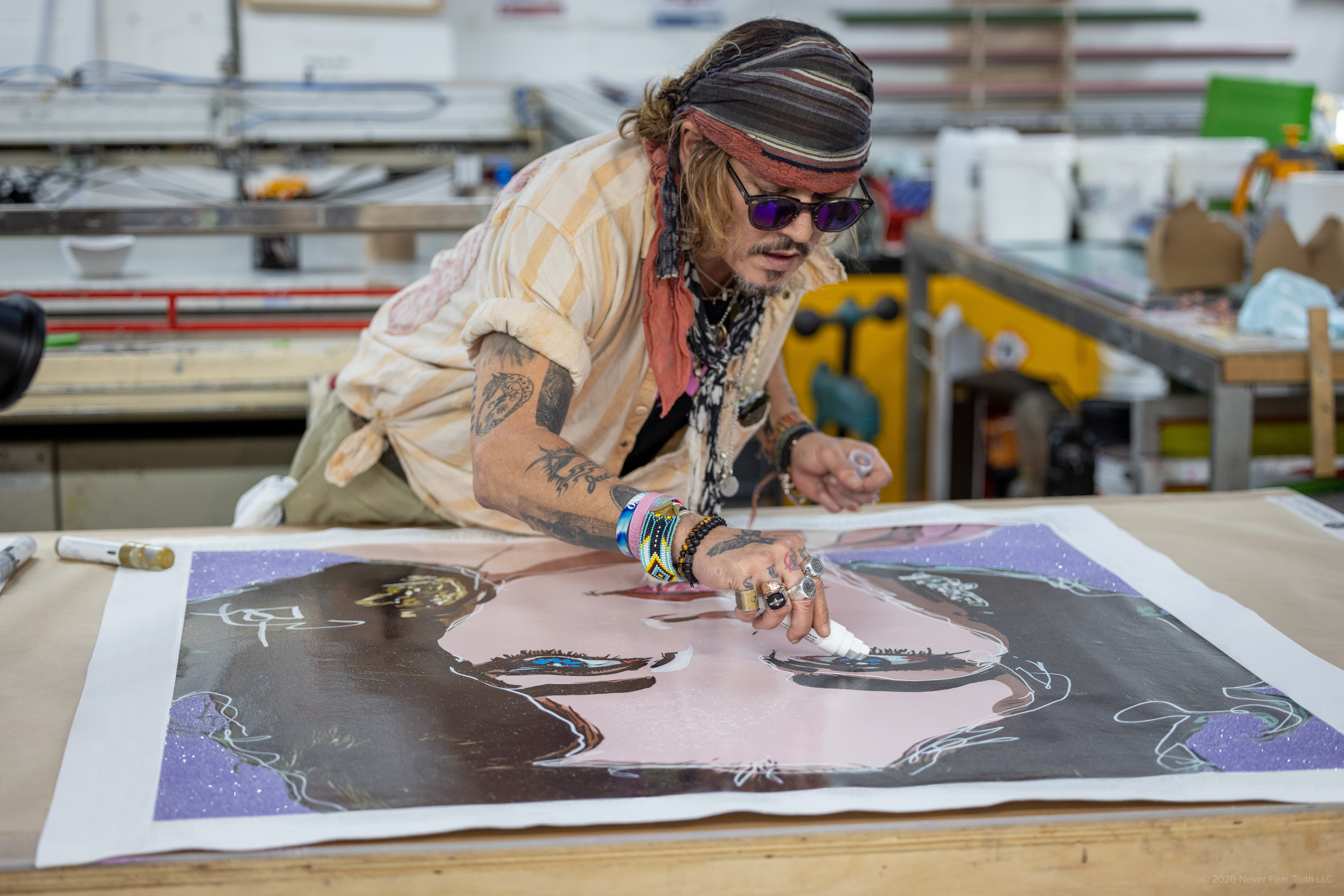Johnny Depp im Atelier